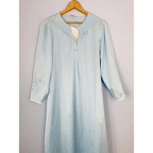 Vintage Vanity Fair Light Blue Robe / Nightgown, Size Small, Nylon Bathrobe